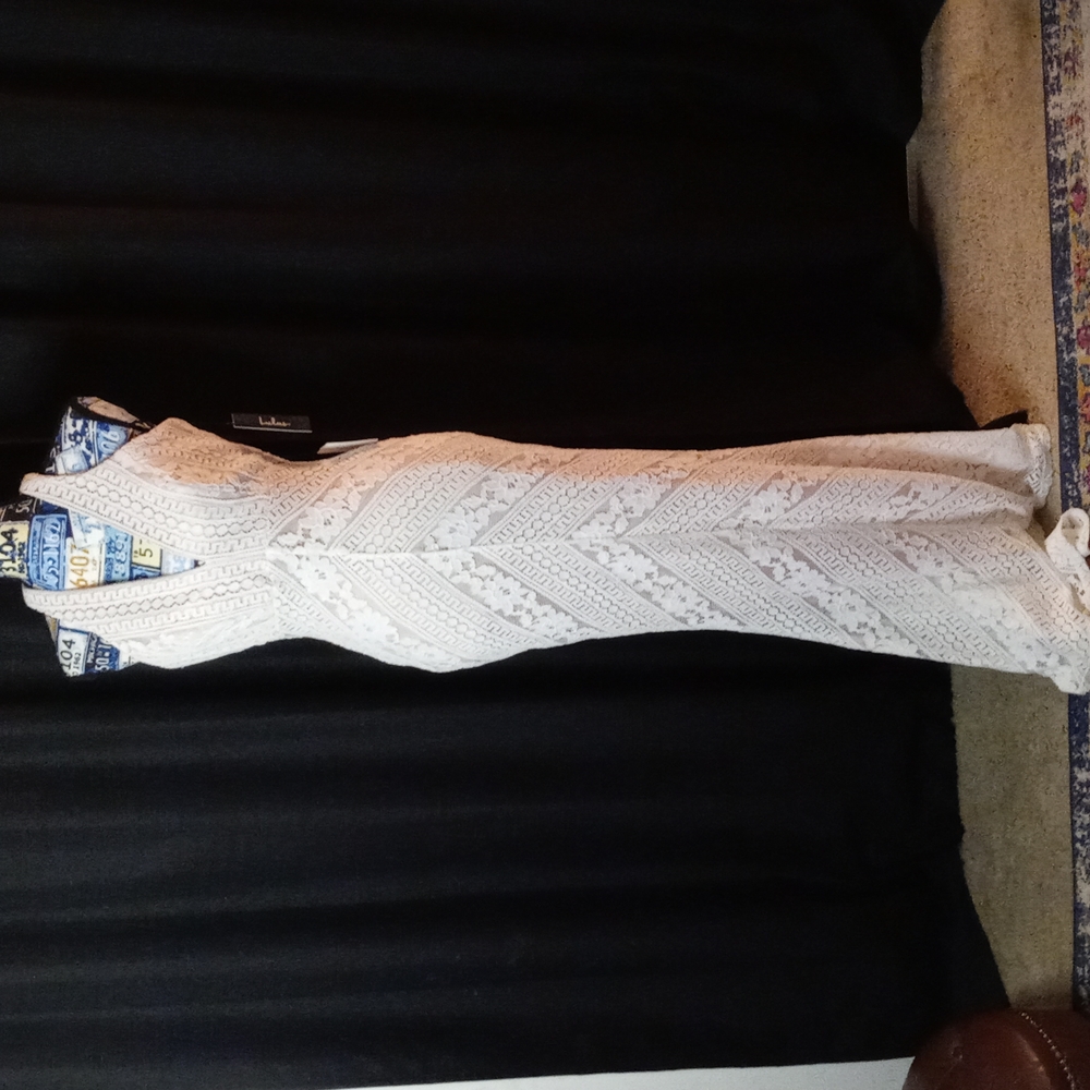 Large Lulus white lace mermaid maxi dress